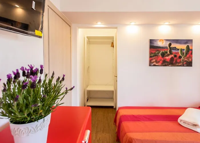 Center House Bed & Breakfast