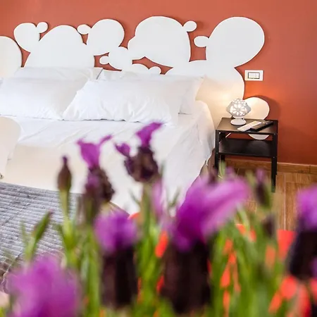 Bed & Breakfast Center House 3*