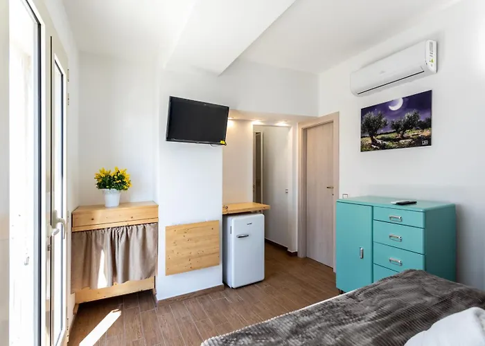 Center House Couette-café