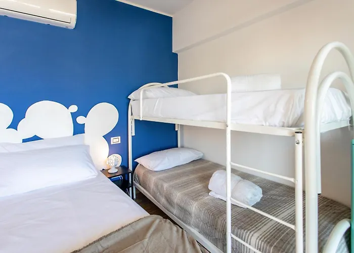 Center House Couette-café