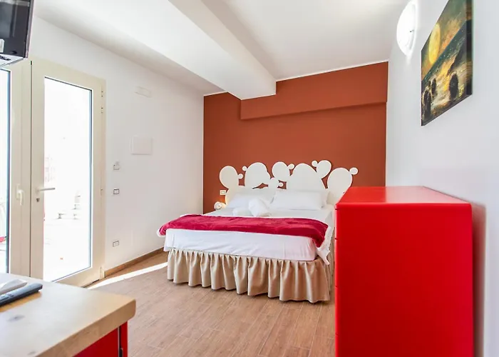 Center House Couette-café 3*